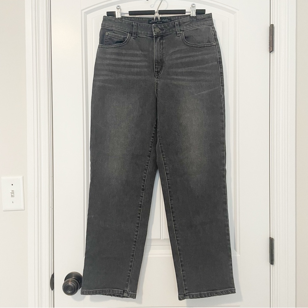 RW&CO Faded Wash Black High Rise Straight Crop Jeans Size 28